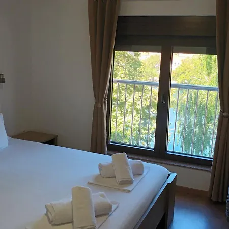 בית הארחה Smjestaj Miljas 4*